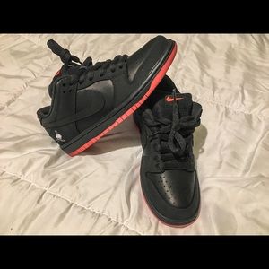 Nike SB Dunk Low Black Pigeon 🐦